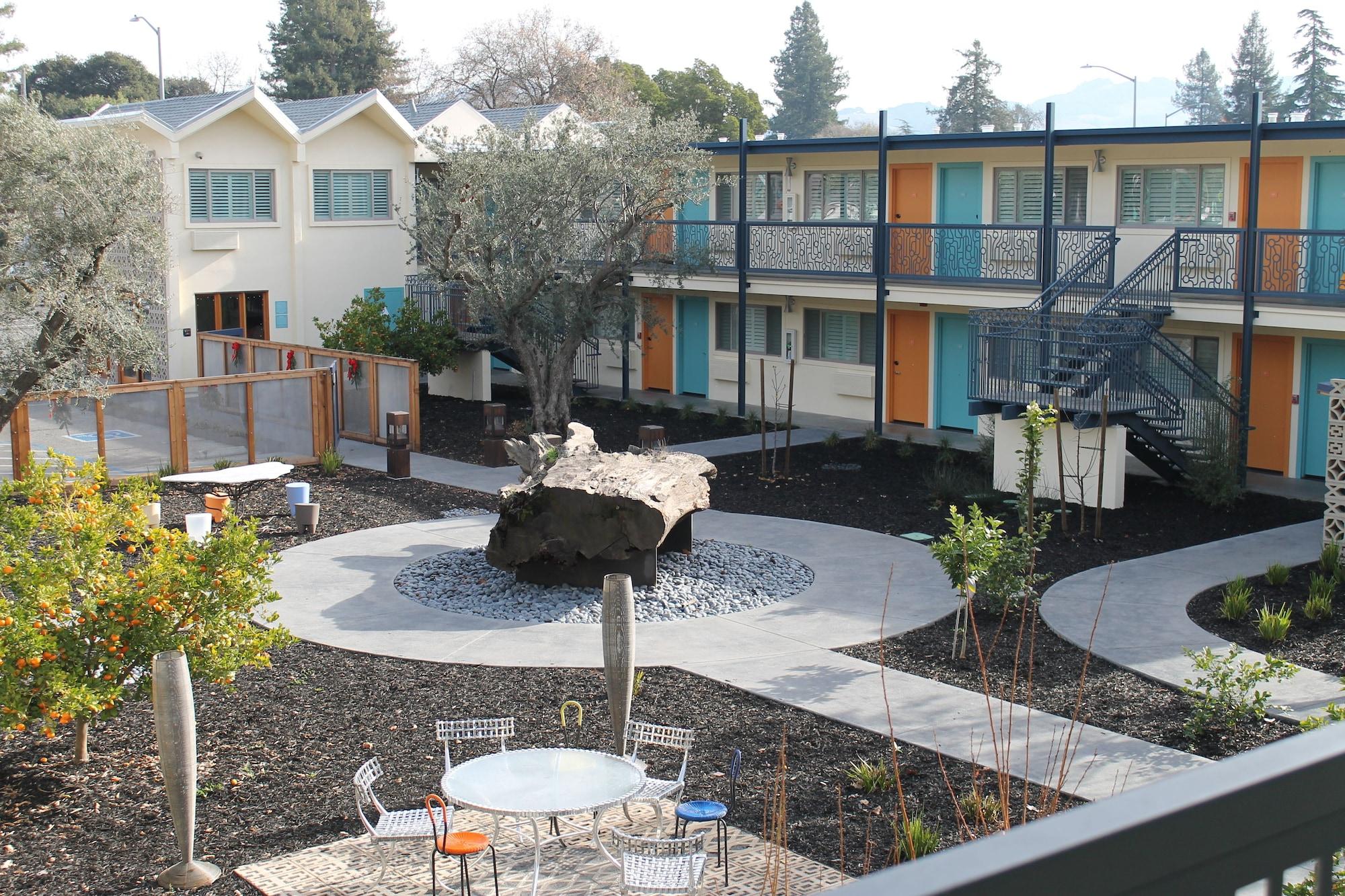 Motel The Astro Santa Rosa